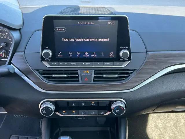 2023 Nissan Altima SV FWD