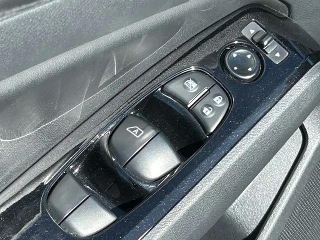 2023 Nissan Altima SV FWD