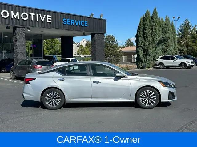 2023 Nissan Altima SV FWD