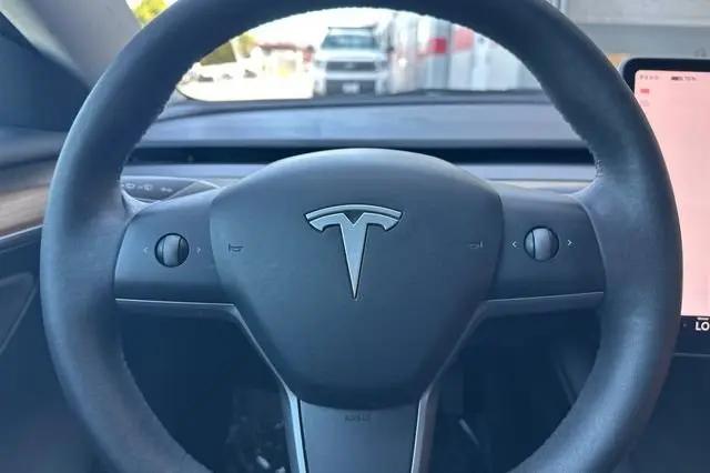 2023 Tesla Model 3 Rear-Wheel Drive