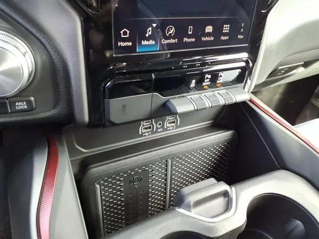 2026 Ram 1500 Rebel Crew Cab 4x4 5'7" Box