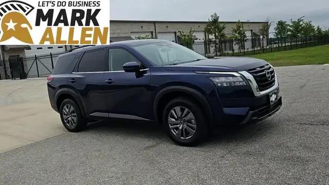 2025 Nissan Pathfinder SV FWD