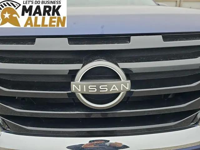 2025 Nissan Pathfinder SV FWD