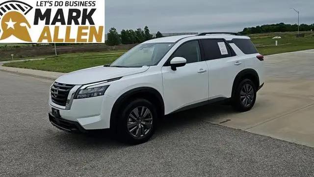 2025 Nissan Pathfinder SV FWD