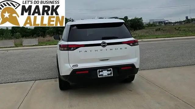 2025 Nissan Pathfinder SV FWD