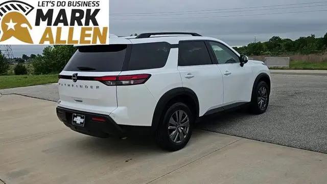 2025 Nissan Pathfinder SV FWD