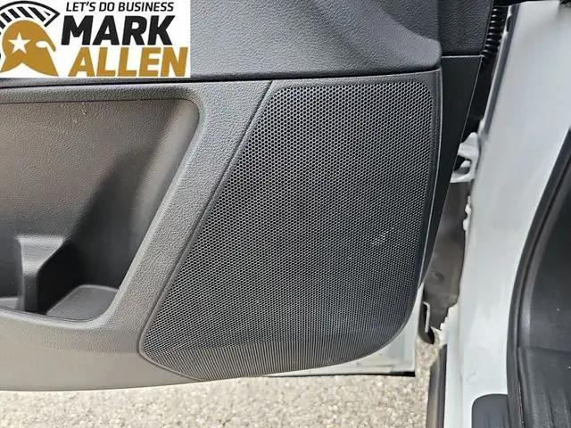 2025 Nissan Pathfinder SV FWD