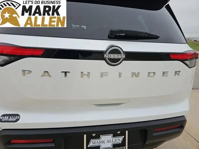 2025 Nissan Pathfinder SV FWD