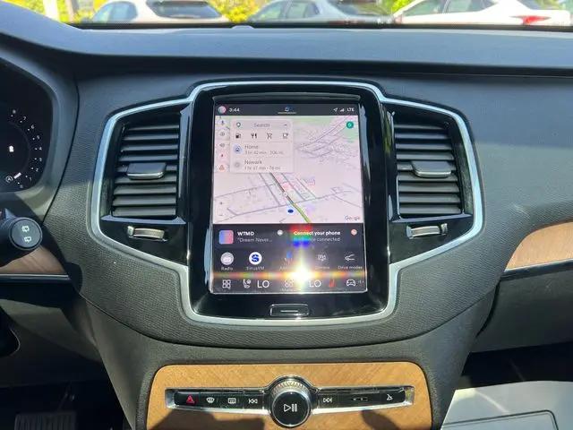 2024 Volvo XC90 B6 Plus Bright Theme 7-Seater