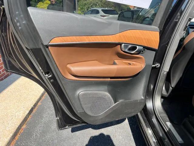 2024 Volvo XC90 B6 Plus Bright Theme 7-Seater