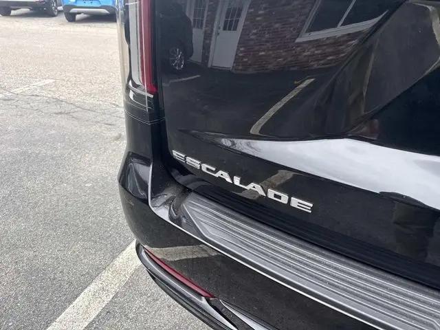 2022 Cadillac Escalade 4WD Sport