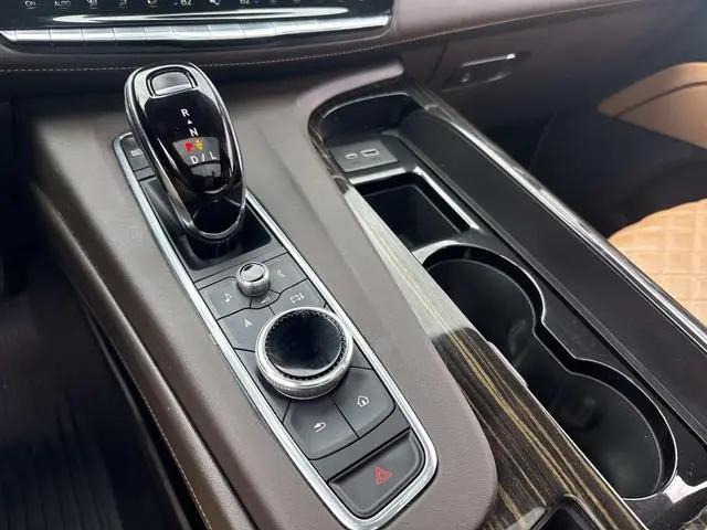 2022 Cadillac Escalade 4WD Sport