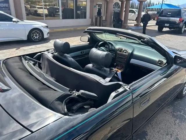 2004 Ford Thunderbird Premium