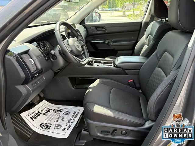 2024 Nissan Pathfinder SV FWD