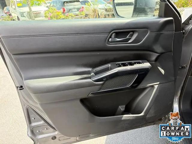2024 Nissan Pathfinder SV FWD