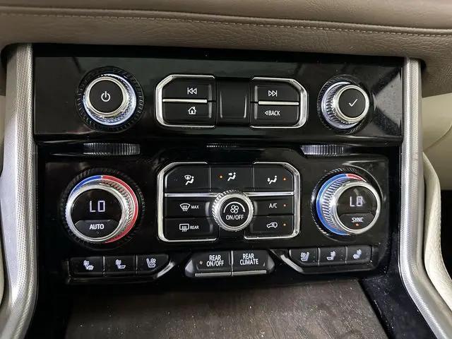 2021 GMC Yukon XL 4WD Denali