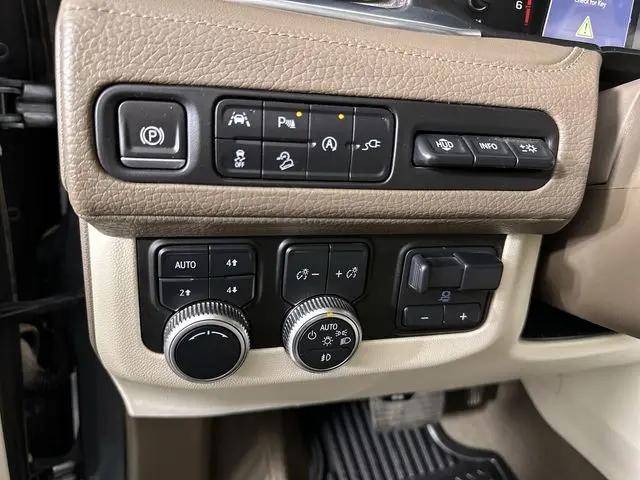 2021 GMC Yukon XL 4WD Denali