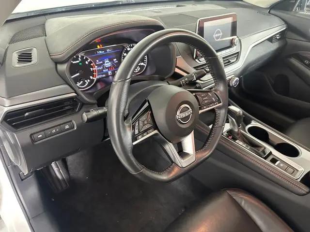 2023 Nissan Altima SR Intelligent AWD