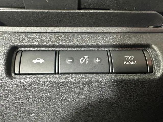 2023 Nissan Altima SR Intelligent AWD