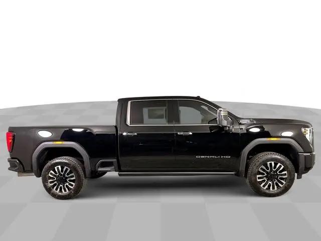 2026 GMC Sierra 2500HD Crew Cab, Standard Bed, Denali Ultimate, 4WD