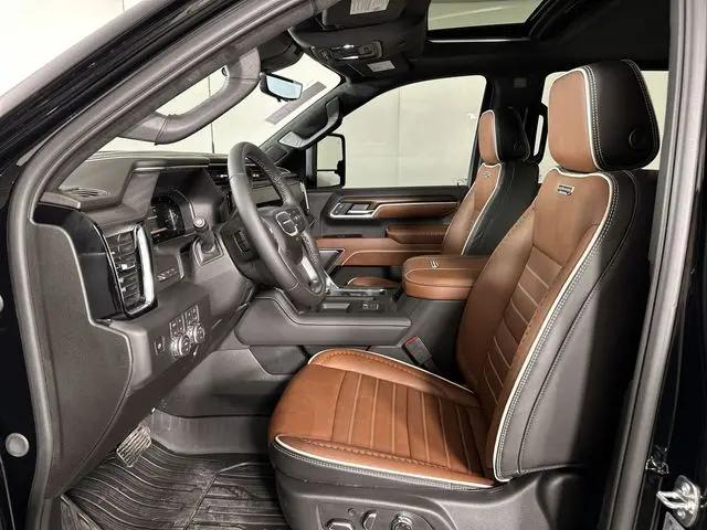 2026 GMC Sierra 2500HD Crew Cab, Standard Bed, Denali Ultimate, 4WD