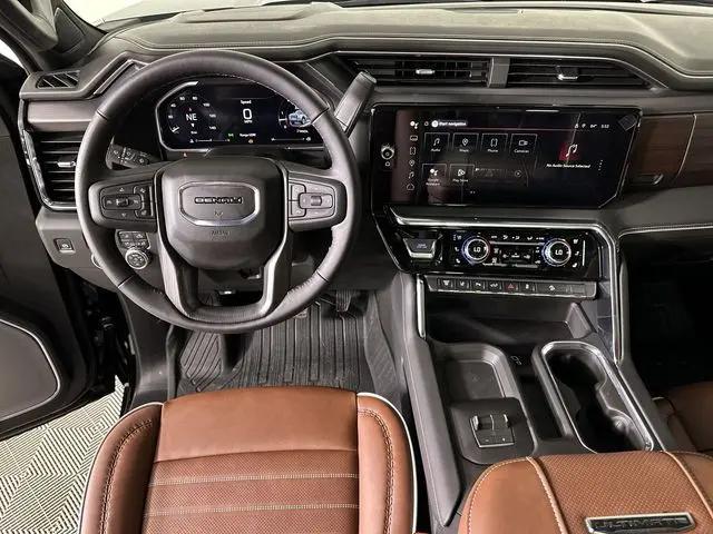 2026 GMC Sierra 2500HD Crew Cab, Standard Bed, Denali Ultimate, 4WD