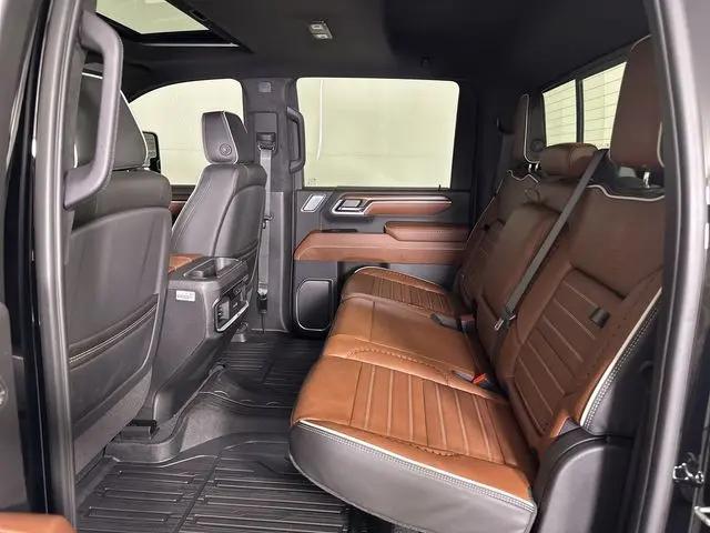2026 GMC Sierra 2500HD Crew Cab, Standard Bed, Denali Ultimate, 4WD
