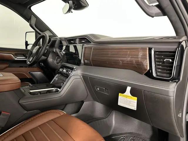 2026 GMC Sierra 2500HD Crew Cab, Standard Bed, Denali Ultimate, 4WD