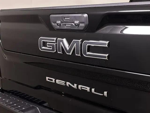 2026 GMC Sierra 2500HD Crew Cab, Standard Bed, Denali Ultimate, 4WD
