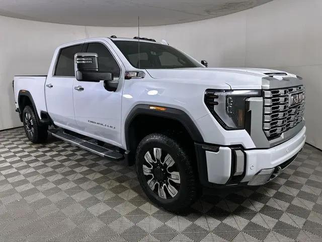 2026 GMC Sierra 3500HD Crew Cab, Long Bed, Denali, 4WD