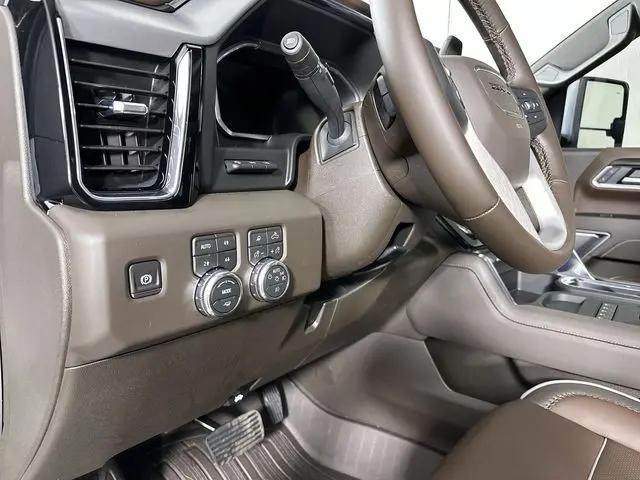 2026 GMC Sierra 3500HD Crew Cab, Long Bed, Denali, 4WD