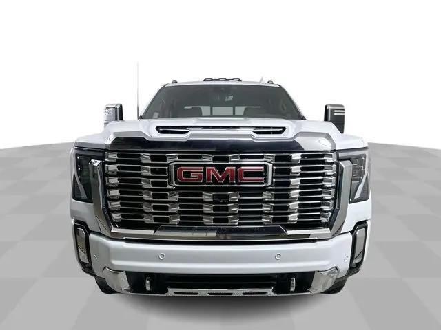 2026 GMC Sierra 3500HD Crew Cab, Long Bed, Denali, 4WD