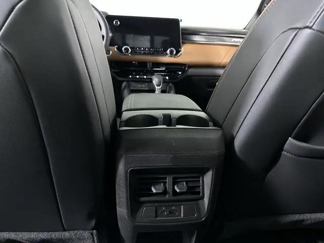 2026 GMC Canyon AT4, 4WD