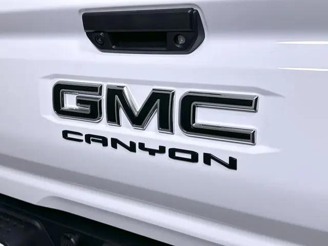 2026 GMC Canyon Elevation, 4WD
