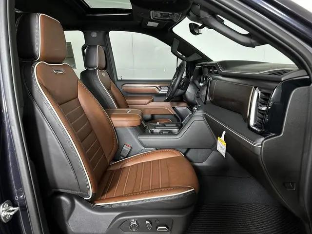 2026 GMC Sierra 2500HD Crew Cab, Standard Bed, Denali Ultimate, 4WD