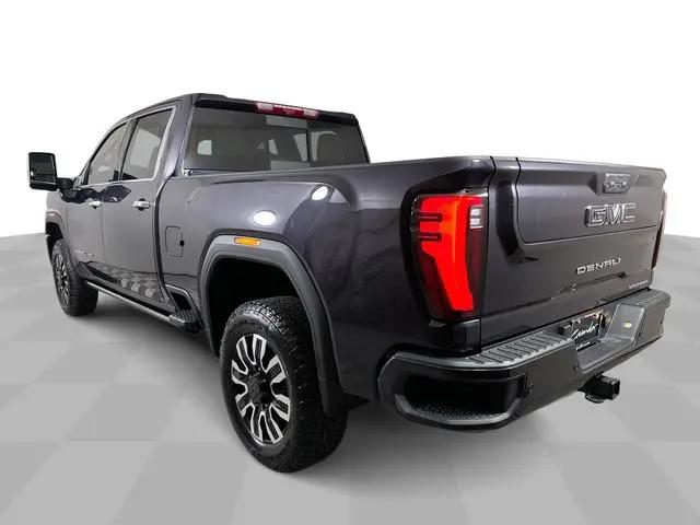 2026 GMC Sierra 2500HD Crew Cab, Standard Bed, Denali Ultimate, 4WD