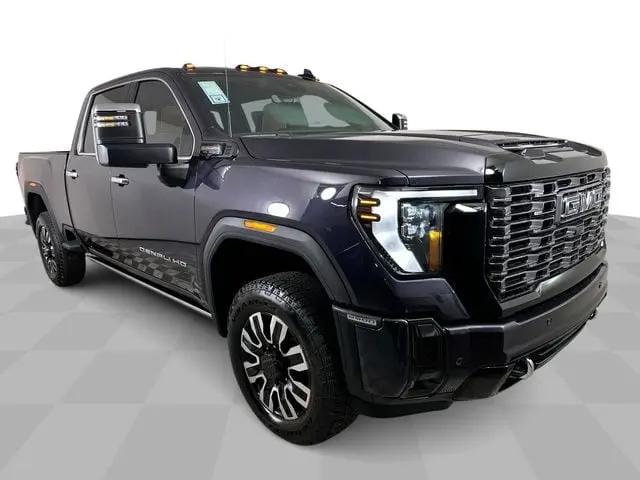 2026 GMC Sierra 2500HD Crew Cab, Standard Bed, Denali Ultimate, 4WD