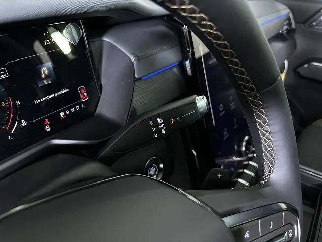 2026 GMC Acadia AT4 AWD