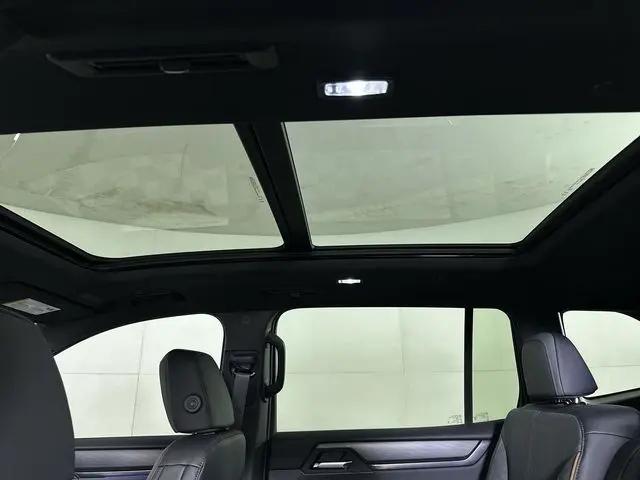 2026 GMC Acadia AT4 AWD