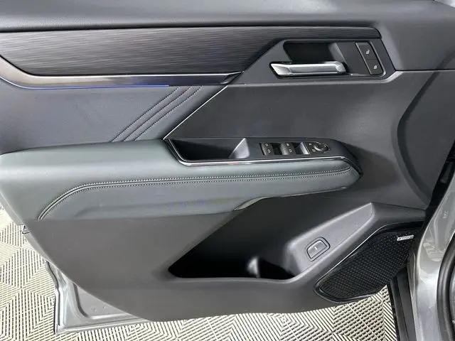 2026 GMC Acadia AT4 AWD