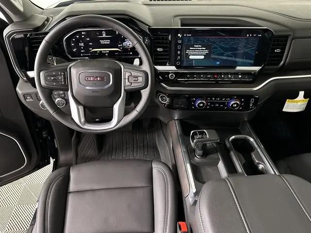 2026 GMC Sierra 1500 Crew Cab, Short Bed, SLT, 4WD
