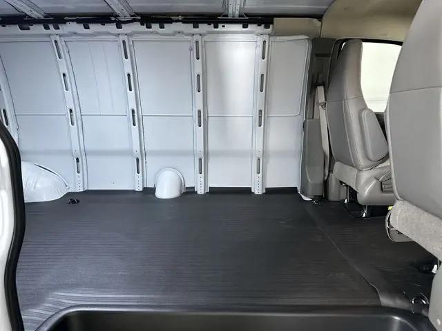 2026 GMC Savana Cargo 3500 Extended Wheelbase, Work Van, RWD