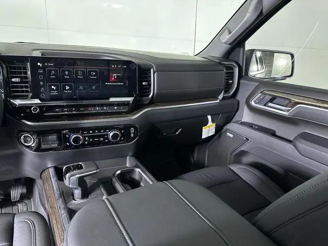 2026 GMC Sierra 1500 Crew Cab, Short Bed, Elevation, 4WD