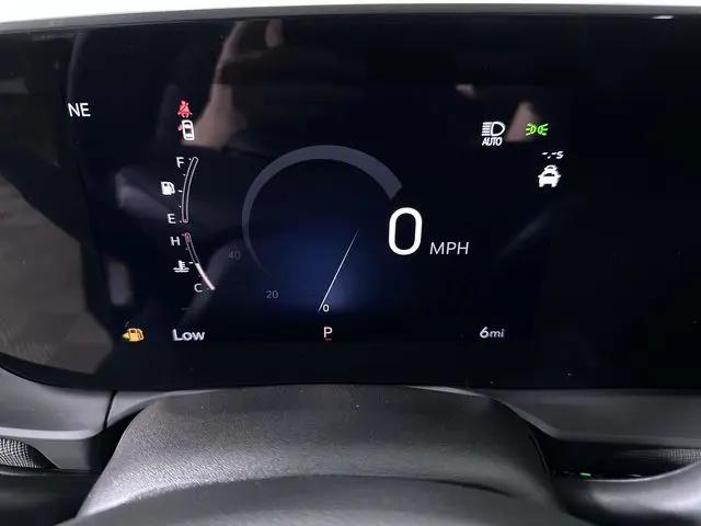 2026 Buick NV Avenir FWD