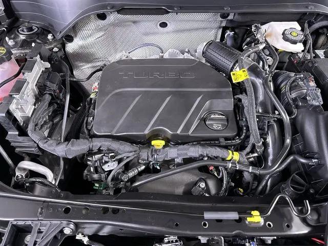 2026 Buick NV Avenir FWD