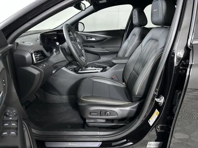 2026 Buick NV Avenir FWD