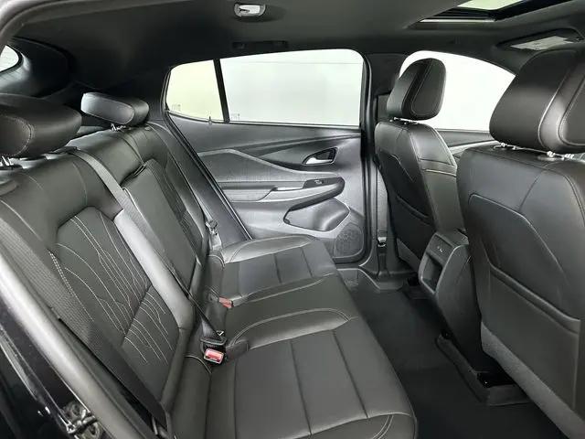 2026 Buick NV Avenir FWD