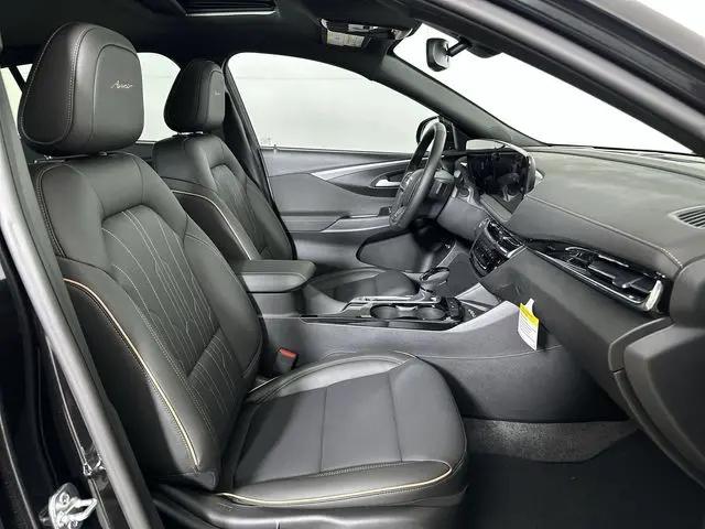 2026 Buick NV Avenir FWD