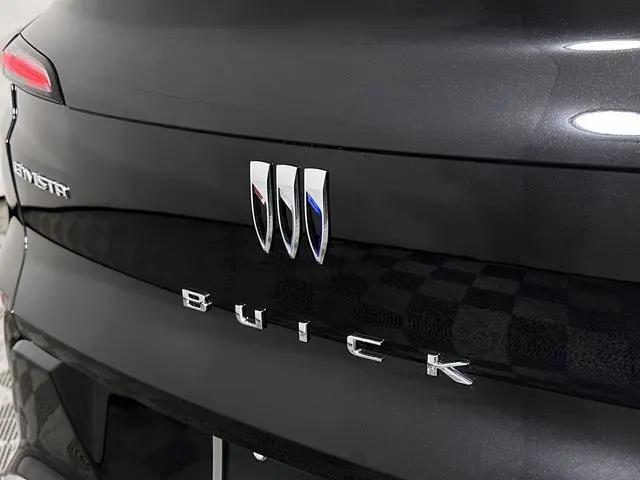2026 Buick NV Avenir FWD