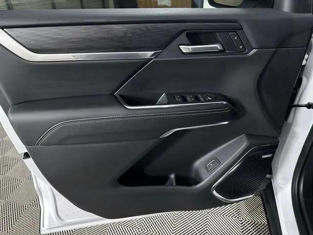 2026 GMC Acadia Elevation AWD